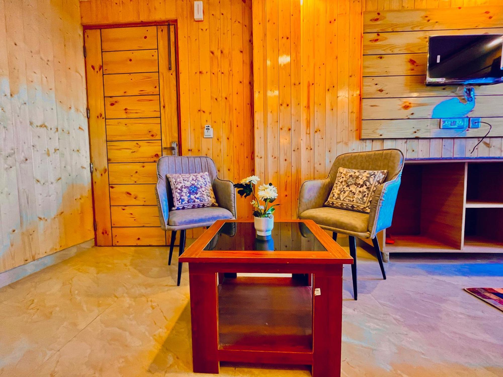 Hotel Hill View, Mussoorie - Near Jw Marriott Mussoorie, M 77377-32479 Экстерьер фото