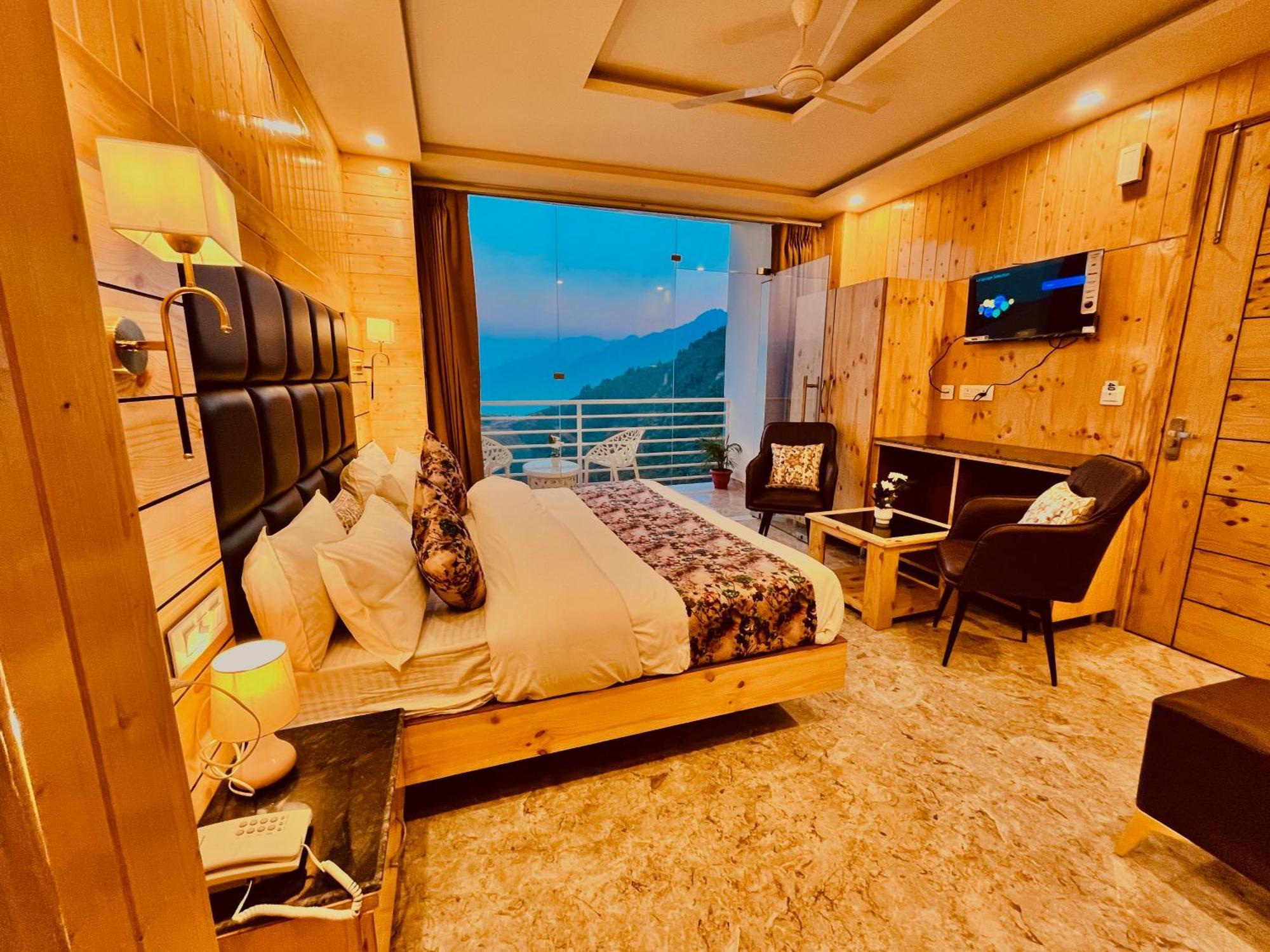 Hotel Hill View, Mussoorie - Near Jw Marriott Mussoorie, M 77377-32479 Экстерьер фото