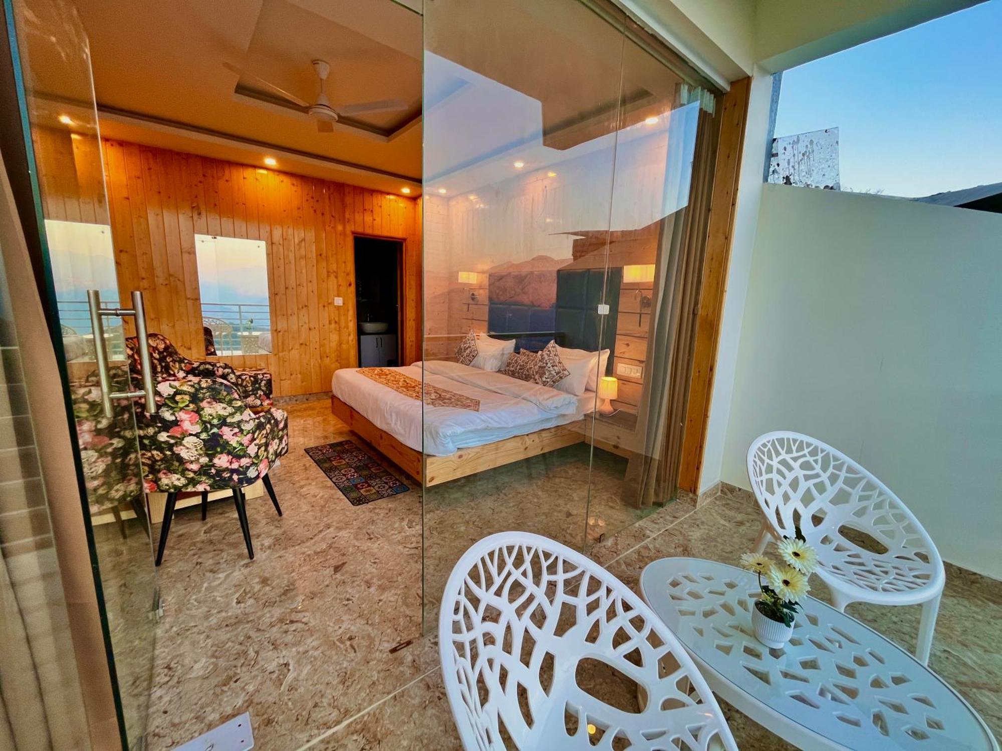 Hotel Hill View, Mussoorie - Near Jw Marriott Mussoorie, M 77377-32479 Экстерьер фото