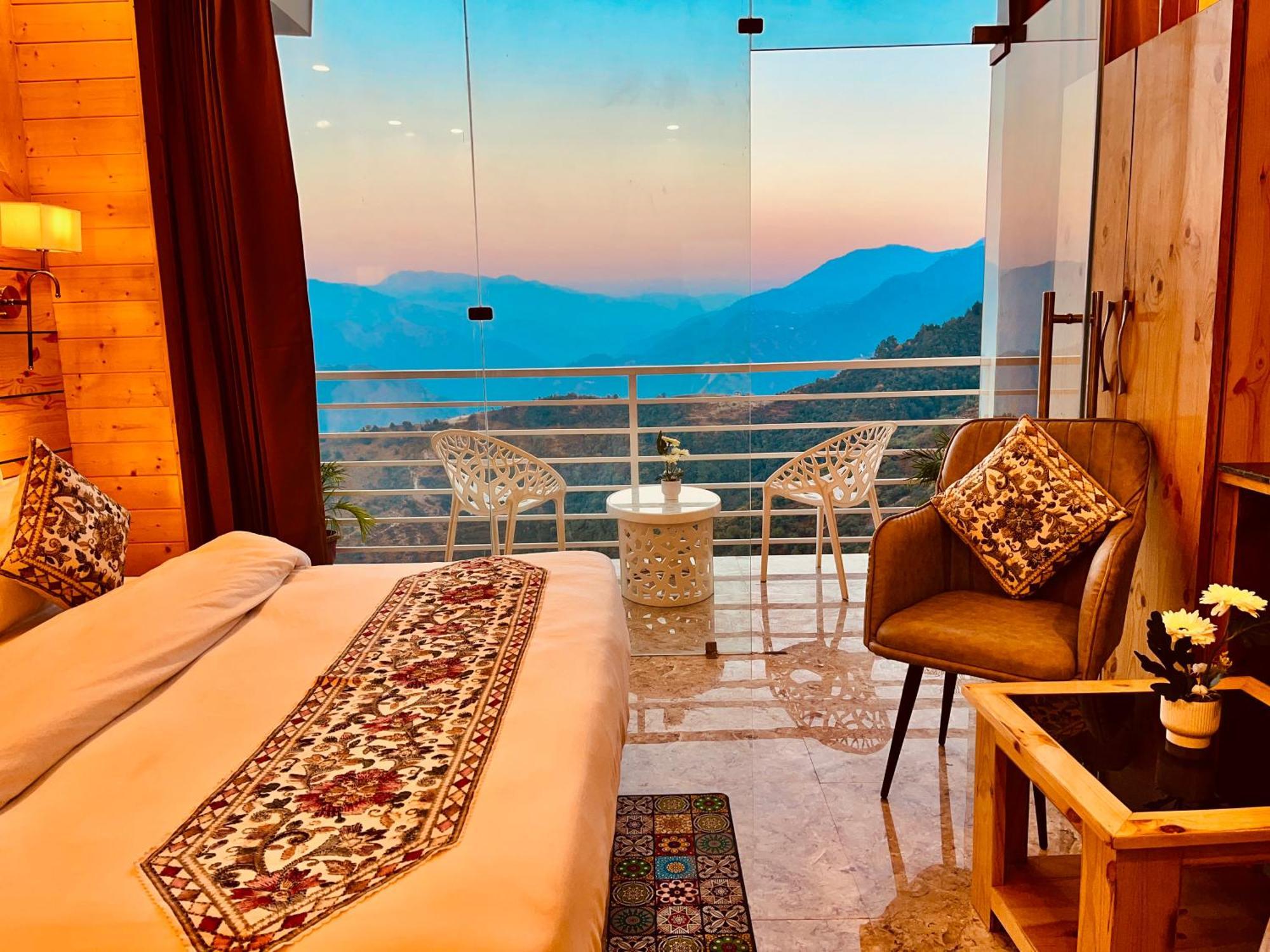 Hotel Hill View, Mussoorie - Near Jw Marriott Mussoorie, M 77377-32479 Экстерьер фото