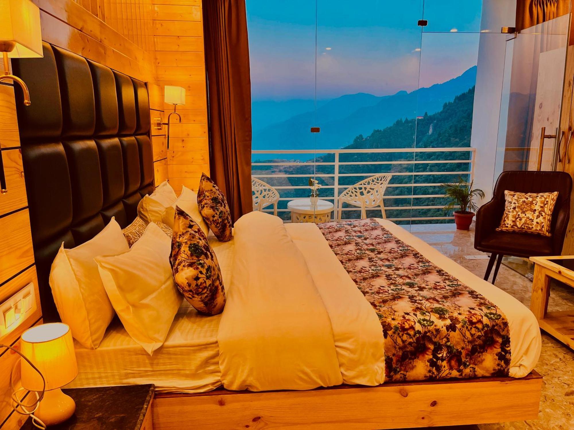 Hotel Hill View, Mussoorie - Near Jw Marriott Mussoorie, M 77377-32479 Экстерьер фото